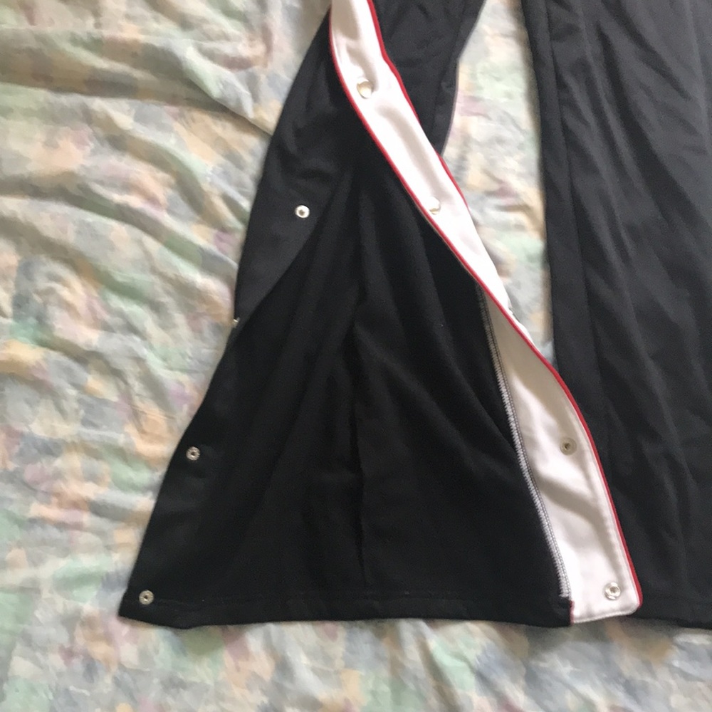 Sweatpants - Picture 2 of 3